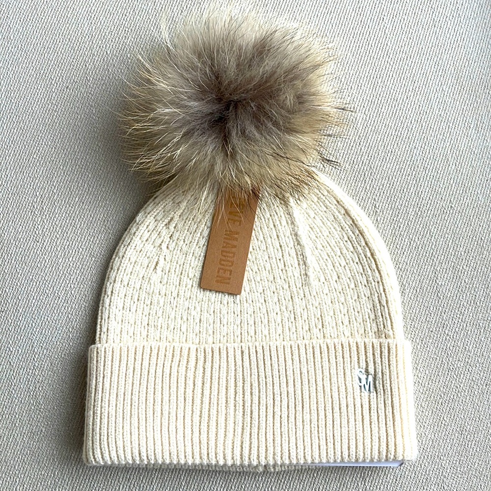 💎 HOST PICK 💎 REAL FUR POM TOQUE
